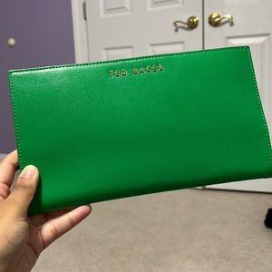 NEW Ted Baker Green Wallet & Passport Holder